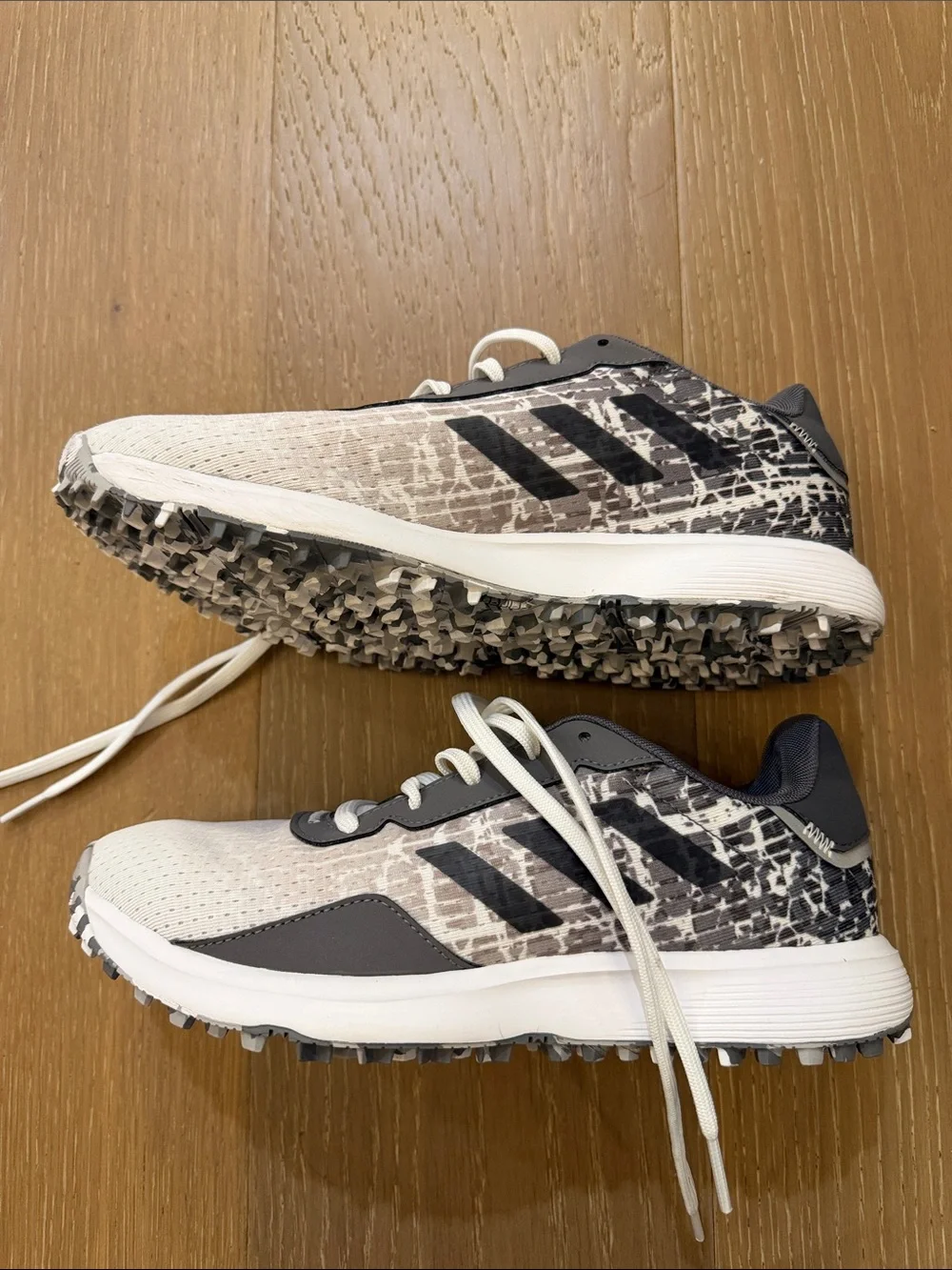 Adidas S2G Junior Golf Shoe 6 - NWOT